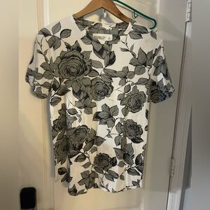 Abercrombie & Fitch Black and White Floral Tee